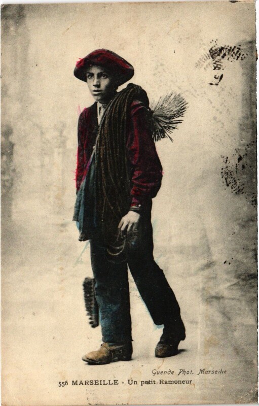 Carte postale ancienne Marseille Petit Ramoneur Folklore à Marseille