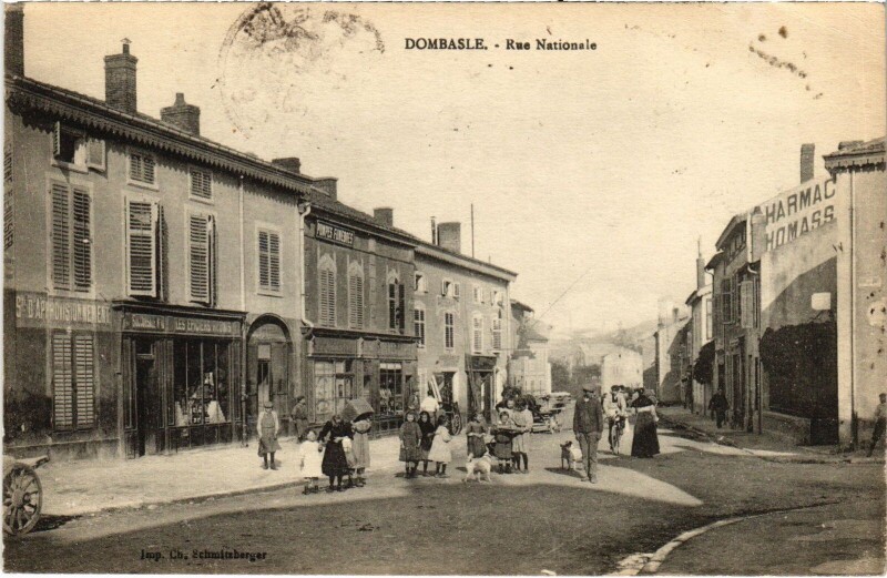 Carte postale ancienne Dombasle Rue Nationale