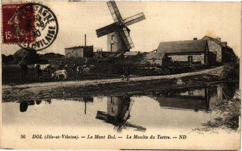 Carte postale ancienne Dol-(Ille-et-Vilaine) - Le Mont Dol- Le Moulin du Tertre à Mont-Dol