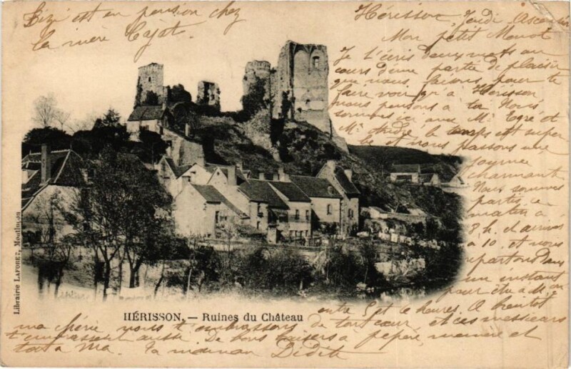 Carte postale ancienne Herisson - Ruines du Chateau à Hérisson