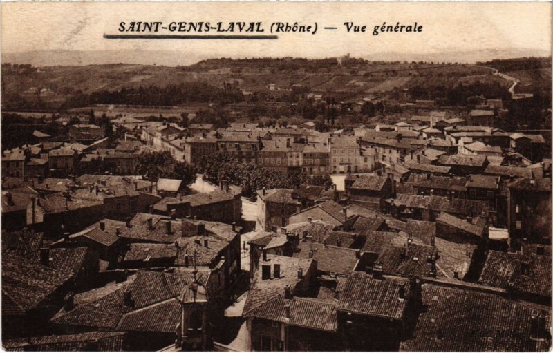 Carte postale ancienne Saint-Genis-Laval - Vue Generale à Saint-Genis-Laval