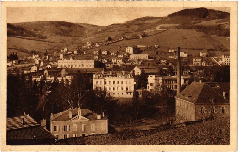 Carte postale ancienne Tarare - Cite des Monsselines - Hopital et Quartier de la Gare à Tarare