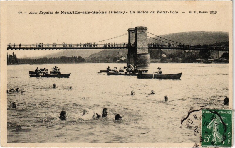 Carte postale ancienne Neuville-sur-Saone - Regates de Neuville-sur-Saone - Water-Polo à Neuville-sur-Saône