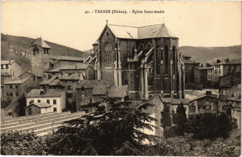 Carte postale ancienne Tarare - Eglise Saint-Andre à Tarare