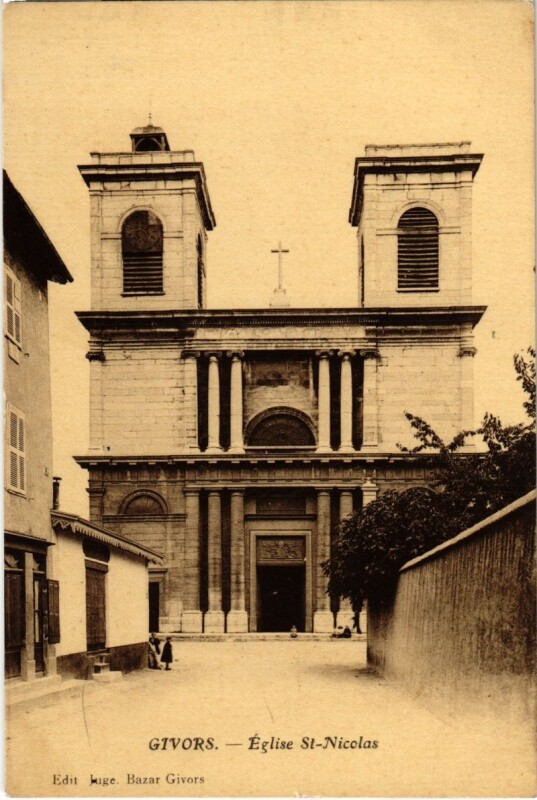Carte postale ancienne Givors - Eglise Saint-Nicolas à Givors