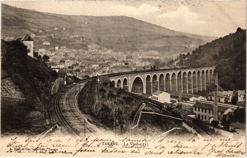 Carte postale ancienne Tarare - Le Viaduc à Tarare