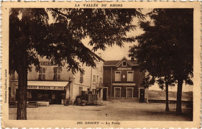 Carte postale ancienne Grigny - La Poste - La Vallee du Rhone à Grigny