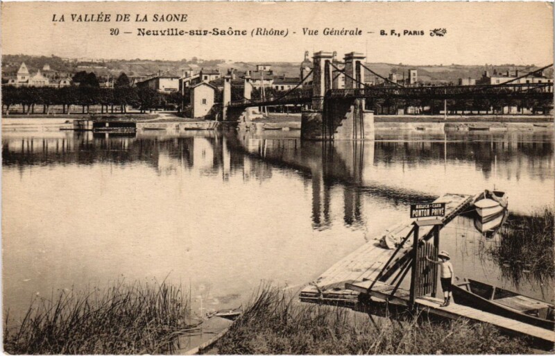 Carte postale ancienne Neuville-sur-Saone - Vue Generale - La Vallee de la Saone à Neuville-sur-Saône