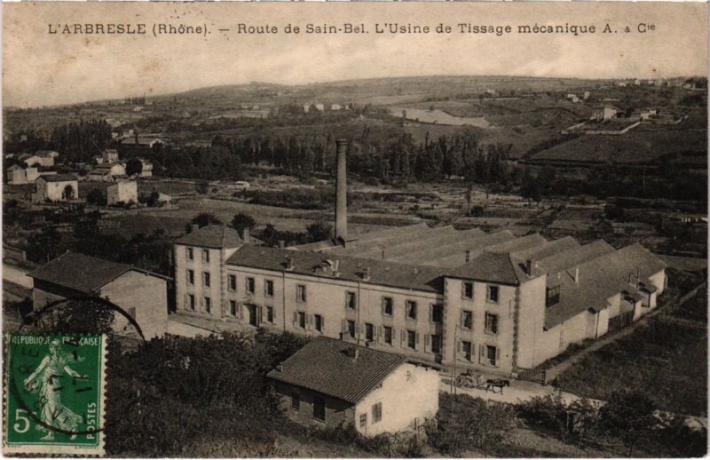 Carte postale ancienne L'Arbresle - L'Usine de Tissage Mecanique A. & Cie à L'Arbresle