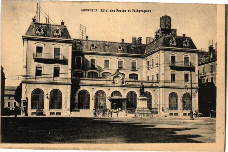 Carte postale ancienne Grenoble - Hotel des Postes et Telegraphes à Grenoble