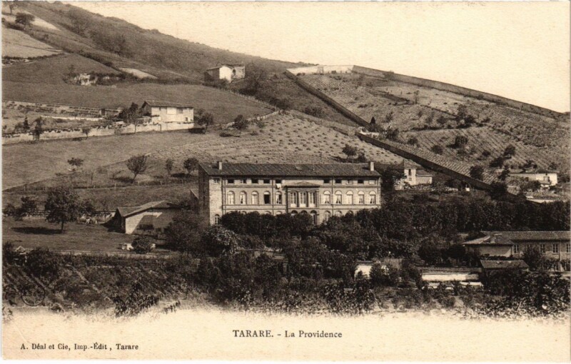 Carte postale ancienne Tarare - La Providence à Tarare