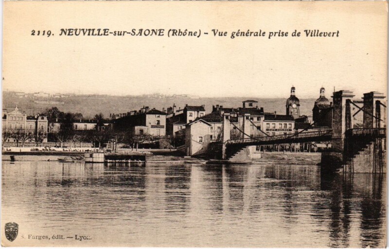 Carte postale ancienne Neuville-sur-Saone - Vue Generale prise de Villevert à Neuville-sur-Saône