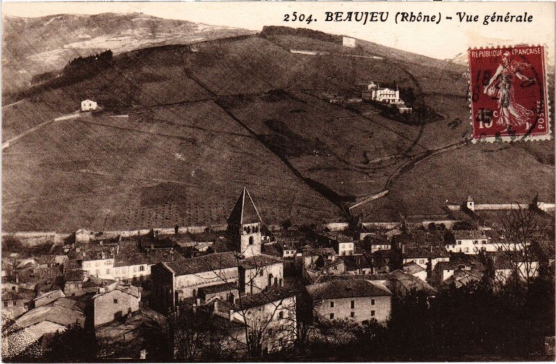 Carte postale ancienne Beaujeu - Vue Generale à Beaujeu