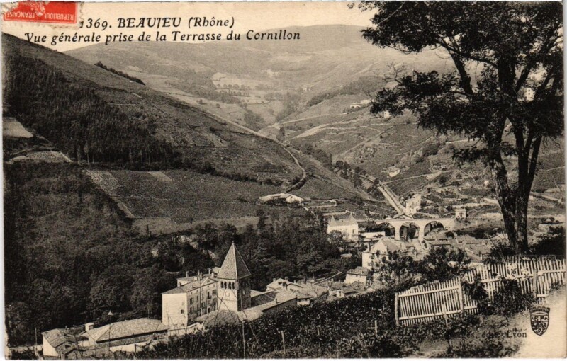 Carte postale ancienne Beaujeu - Vue Generale prise de la Terrasse du Cornillon à Beaujeu