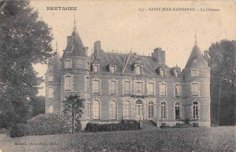 Carte postale ancienne Saint Jean Kerdaniel - Le Chateau à Saint-Jean-Kerdaniel