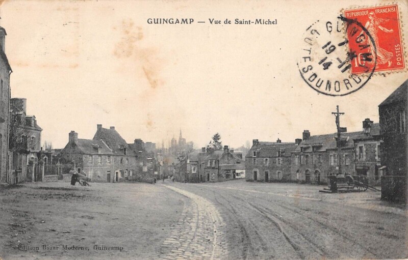 Carte postale ancienne Guingamp - Vue De Saint Michel à Guingamp