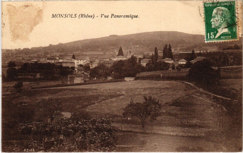 Carte postale ancienne Monsols - Vue Panoramique