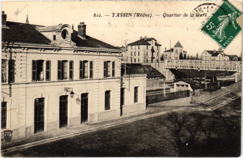 Carte postale ancienne Tassin - Quartier de la Gare