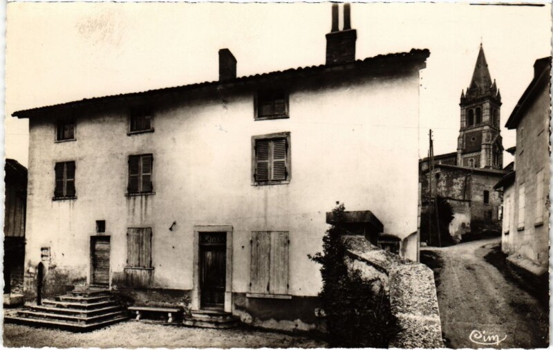 Carte postale ancienne Dardilly - Maison Natale du Saint J. M. B. Vianney cure d'Ars à Dardilly