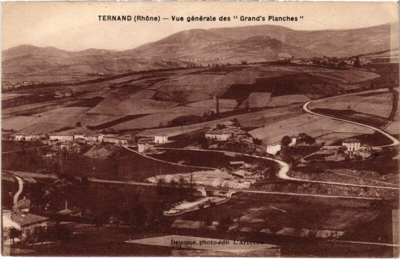 Carte postale ancienne Ternand - Vue Generale des Grand's Planches à Ternand
