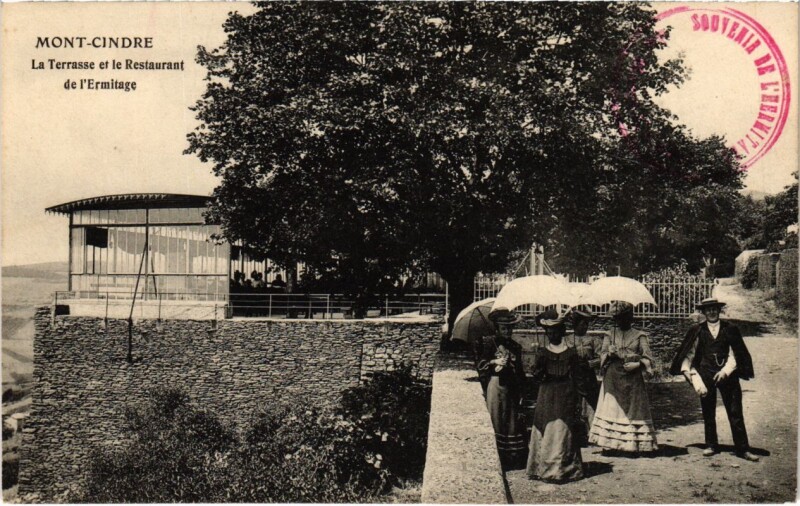 Carte postale ancienne Mont-Cindre - La Terrasse et le Restaurant de l'Ermitage