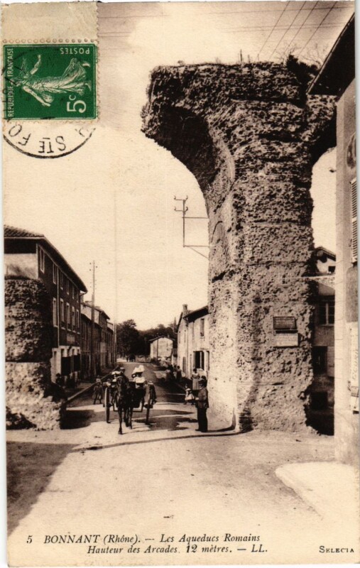 Carte postale ancienne Bonnant - Les Aqueducs Romains