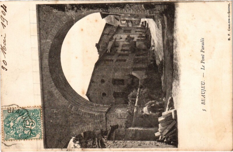 Carte postale ancienne Beaujeu - Le Pont Paradis à Beaujeu