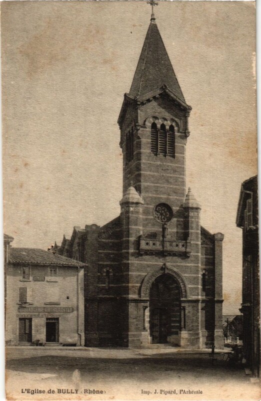 Carte postale ancienne Bully - L'Eglise de Bully à Bully