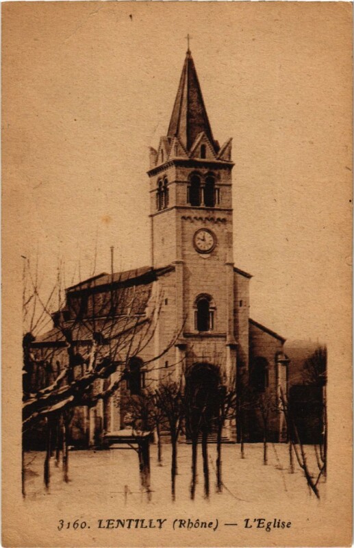 Carte postale ancienne Lentilly - L'Eglise à Lentilly