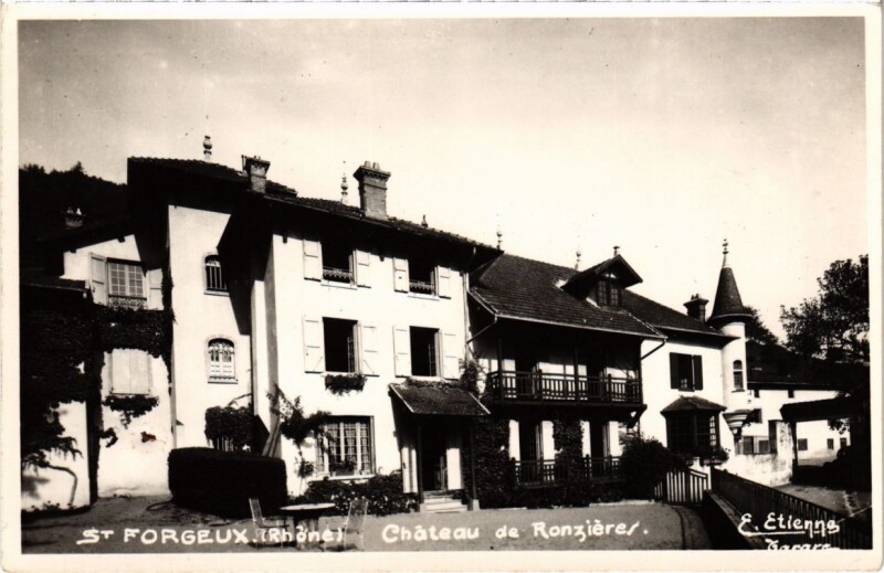 Carte postale ancienne Saint-Forgeux - Chateau de Ronzieres à Saint-Forgeux