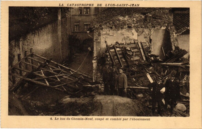 Carte postale ancienne La Catastrophe de Lyon-Saint-Jean - Le Bas du Chemin-Neuf
