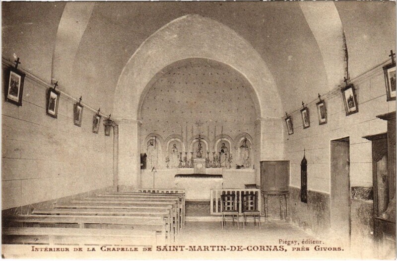 Carte postale ancienne Interieur de la Chapelle de Saint-Martin-de-Cornas - pres Givors à Givors