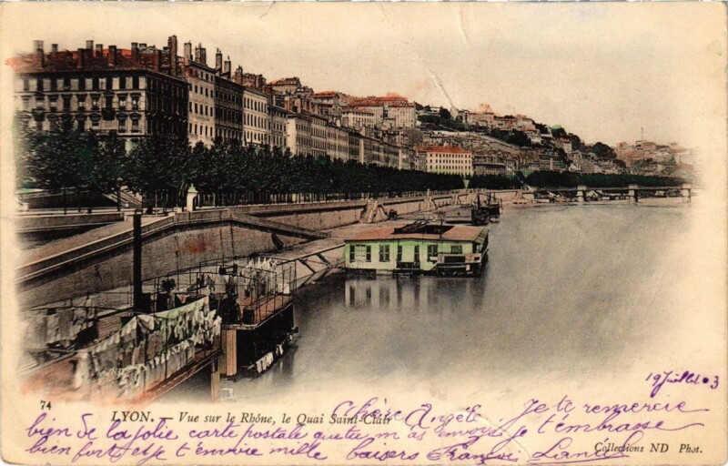 Carte postale ancienne Lyon- vue sur le Rhone, le Quai Saint Clair France