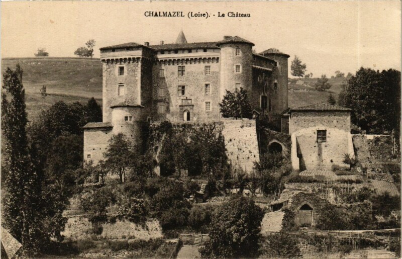 Carte postale ancienne Chalmazel - Le Chateau France