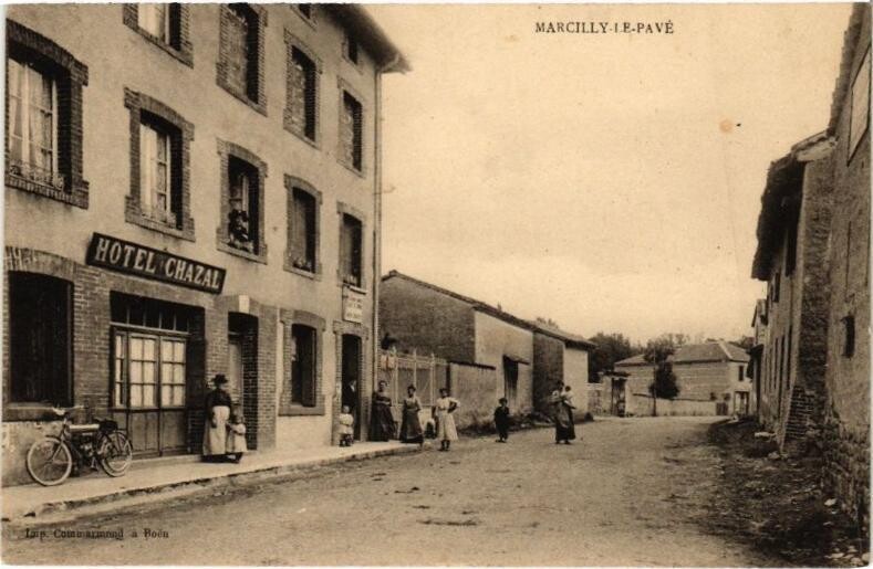 Carte postale ancienne Marcilly-le-Pave