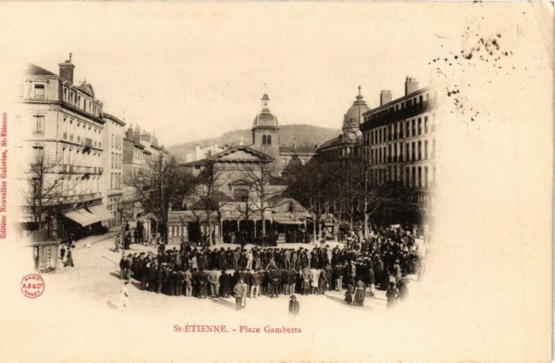 Carte postale ancienne Saint-Etienne-Place Gambetta