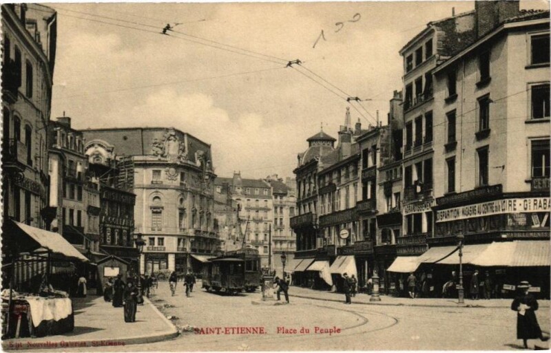 Carte postale ancienne Saint-Etienne-Place du Peuple