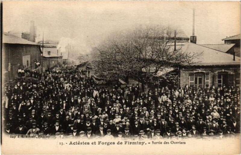 Carte postale ancienne Acieries et Forges de Firminy - Sortie des Ouvriers à Firminy
