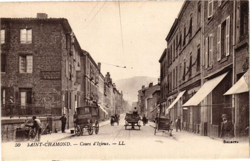Carte postale ancienne Saint-Chamond - Cours d'Izieux à Saint-Chamond