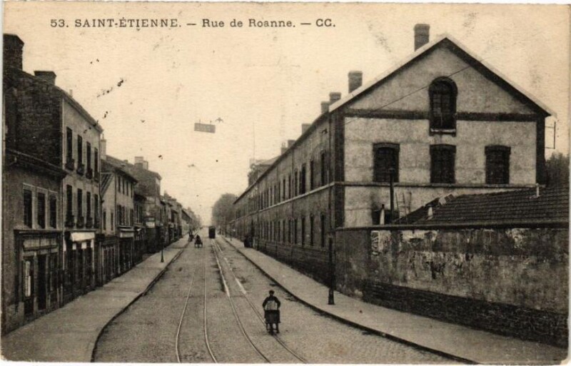 Carte postale ancienne Saint-Etienne - Rue de Roanne à Saint-Étienne