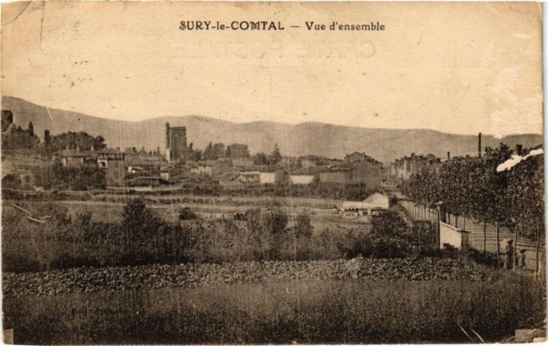 Carte postale ancienne Sury-le-Comtal - Vue d'ensemble à Sury-le-Comtal
