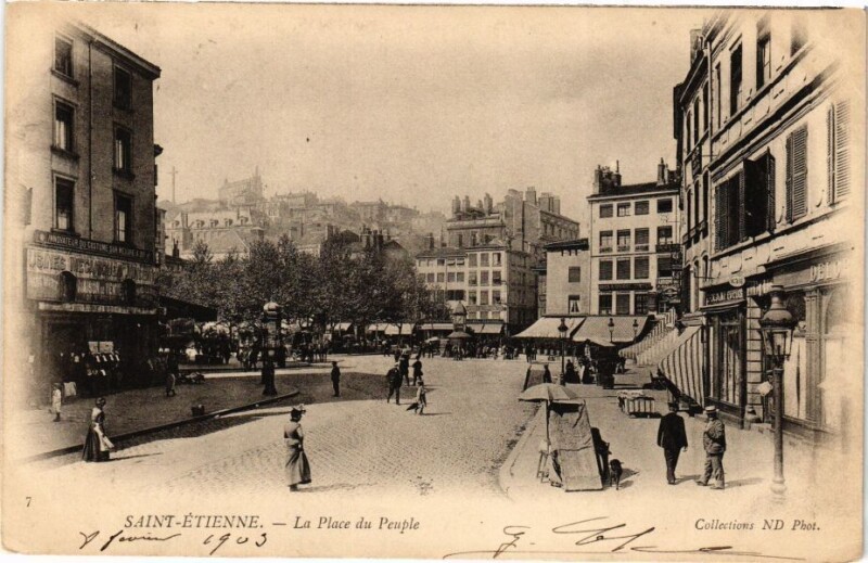 Carte postale ancienne Saint-Etienne - La Place du Pleuple à Saint-Étienne