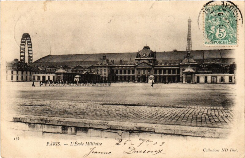 Carte postale ancienne Paris 7e-Ecole Militaire à Paris 7e