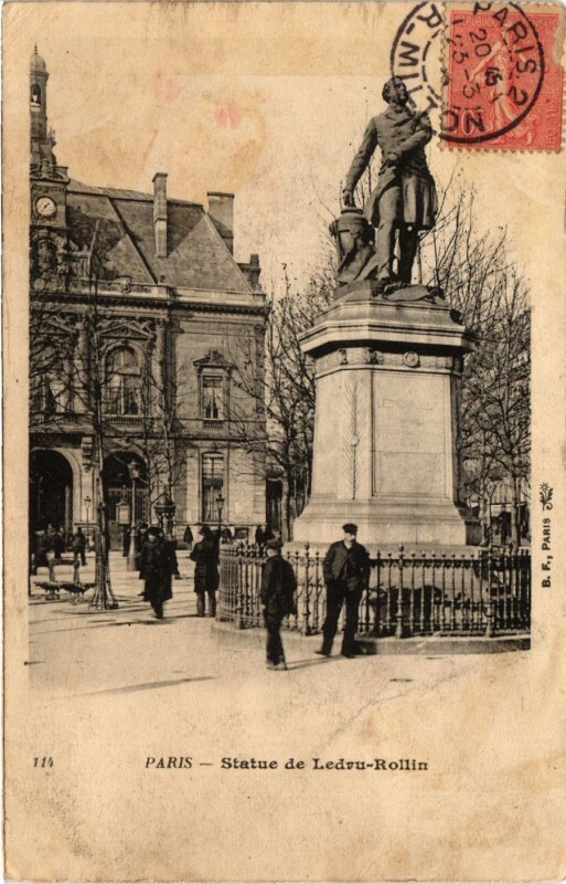 Carte postale ancienne Paris 11e Paris-Statue de Ledru-Rollin à Paris 11e