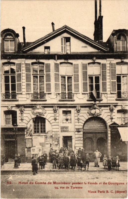 Carte postale ancienne Paris 3e Paris-Hotel du Comte de Montrésor pendant la Fronde à Paris 3e