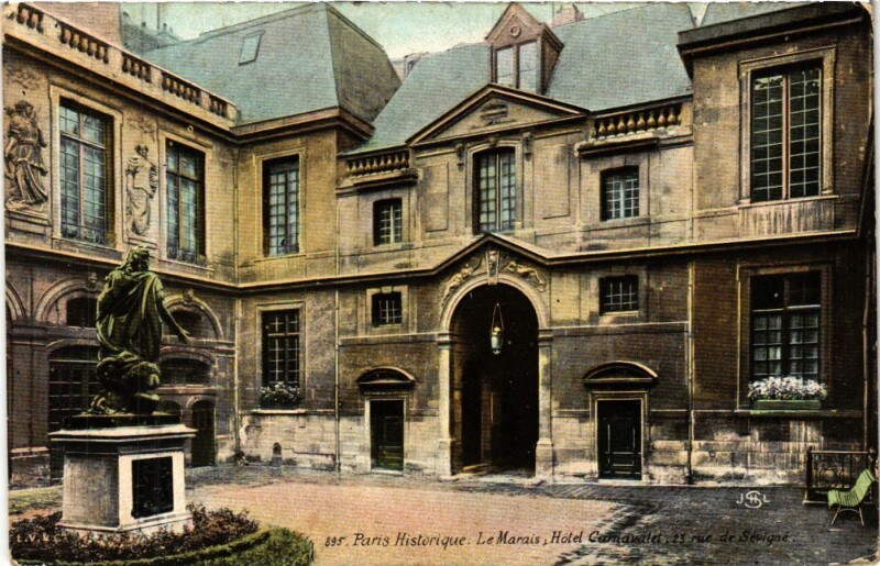 Carte postale ancienne Paris 3e Paris-Paris Historique. Le Marais. Hotel Carnavalet à Paris 3e