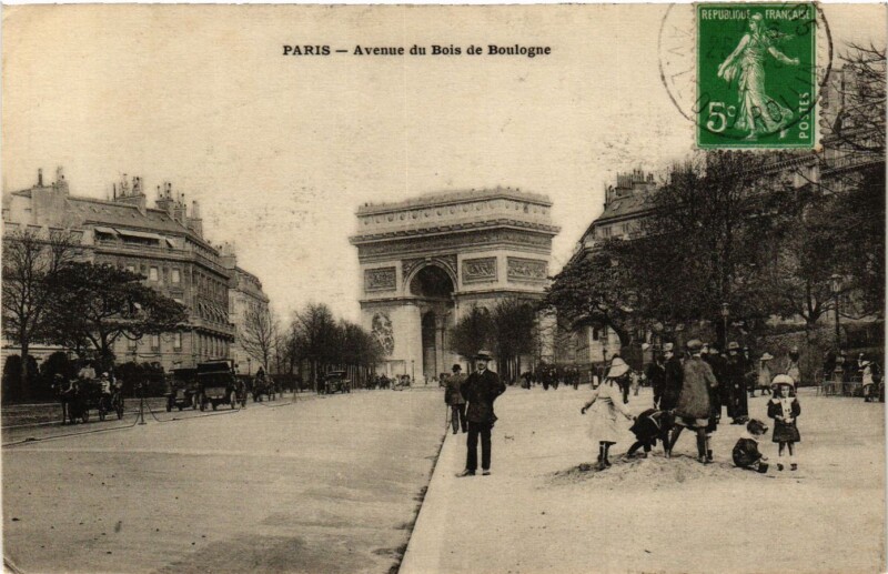 Carte postale ancienne Avenue du Bois de Boulogne à Paris 16e