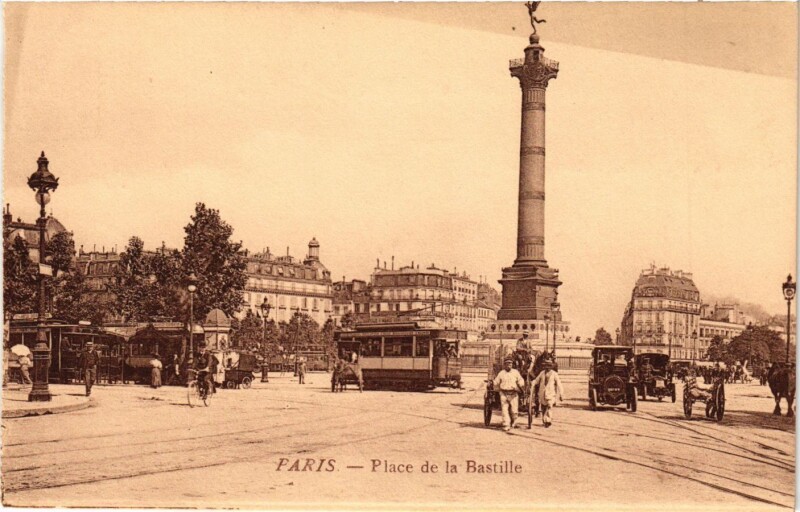 Carte postale ancienne Paris 11e Paris-Place de la Bastille à Paris 11e