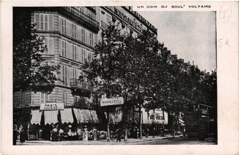 Carte postale ancienne Paris 11e Paris-Un coin du Boul Voltaire à Paris 11e