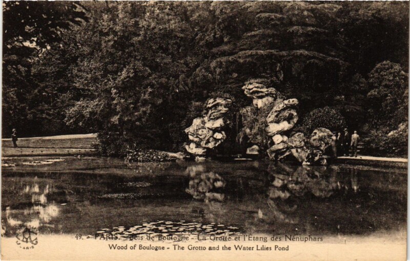 Carte postale ancienne Bois de Boulogne - La Grotte et l'Etang des Nénuphars à Paris 16e